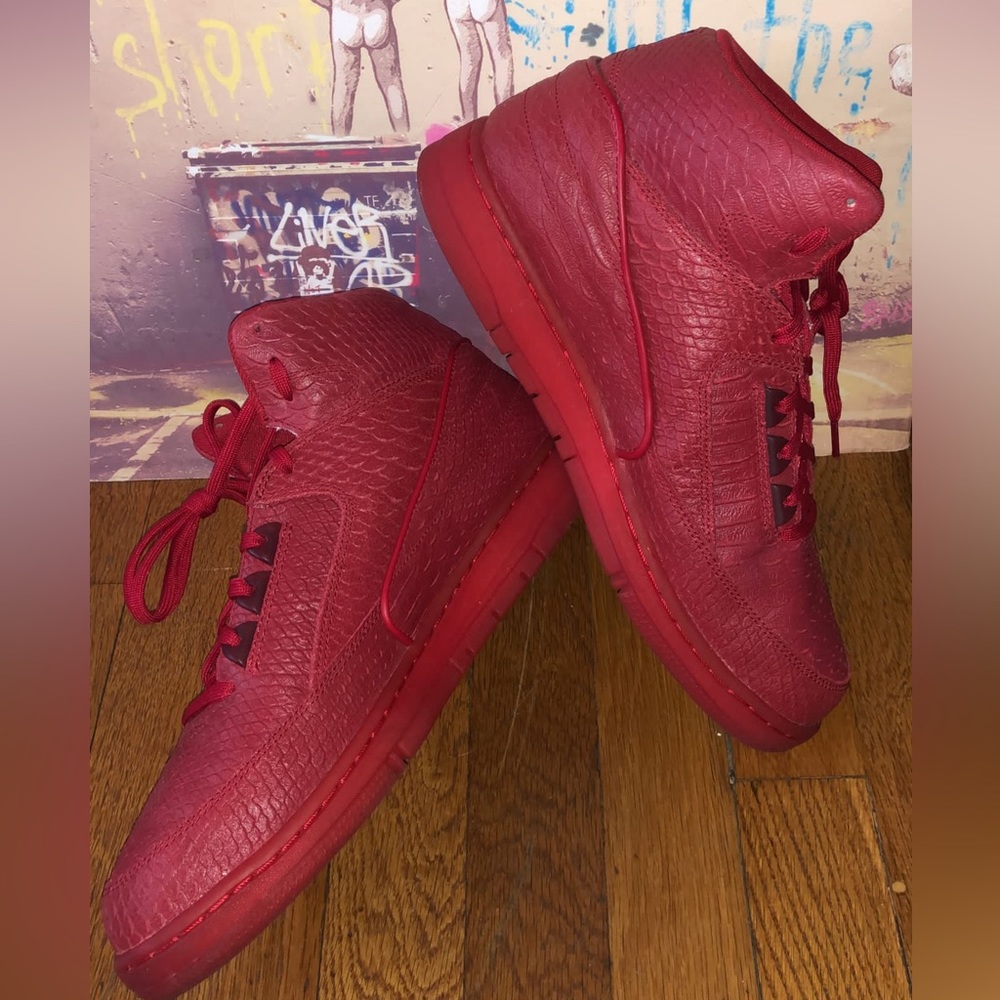 Nike Men’s Air Python “October” - Picture 3 of 5